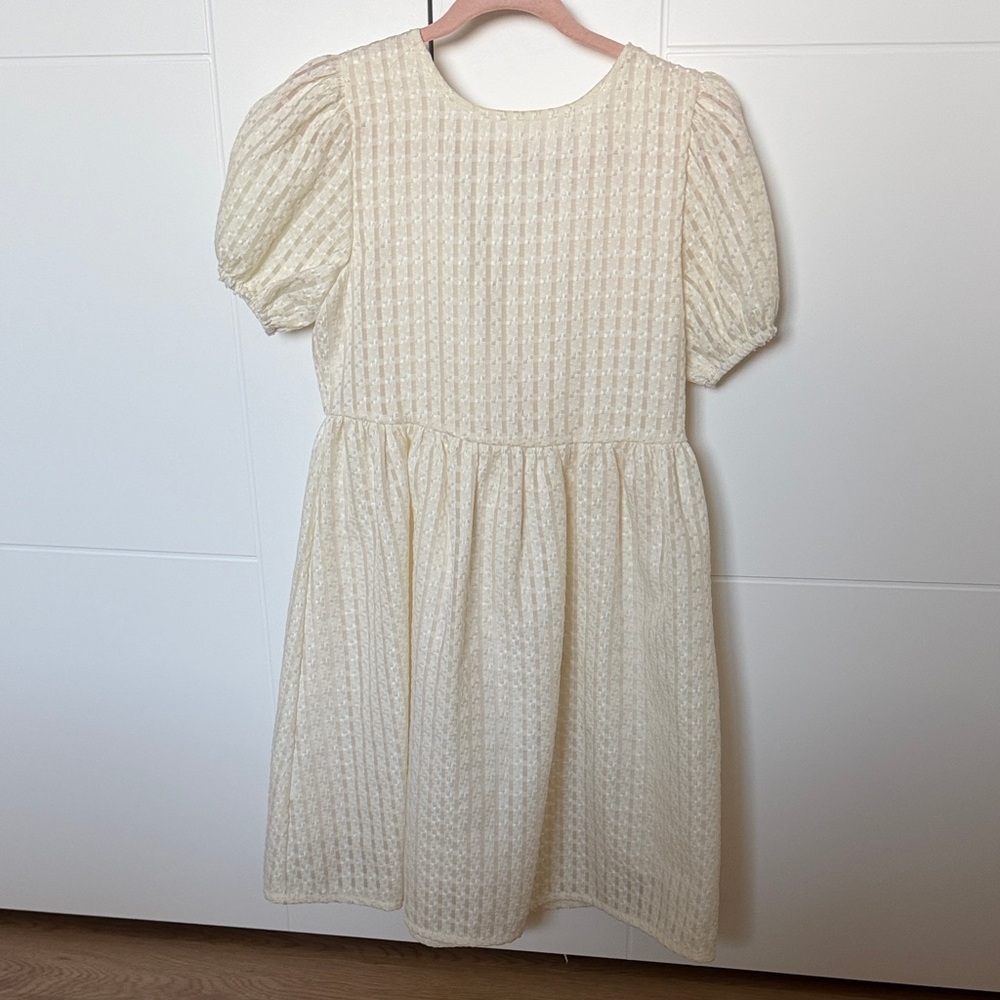 Cream Puff Sleeve Dress